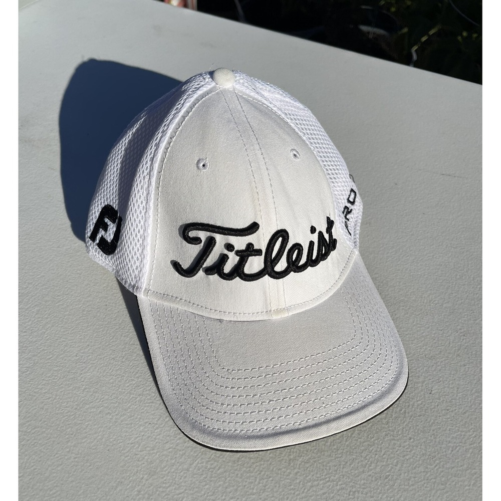 New Era Titleist Prov1 FJ FootJoy Golf White Pro Mesh Size M / L Fitted Hat Cap